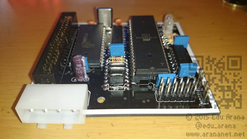 Illustration for article titled Cómo construir una controladora IECATA instalar un disco duro a una C64